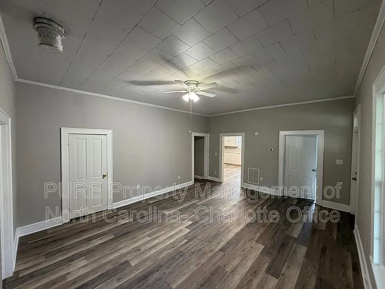 330 Depot St — Photo 4
