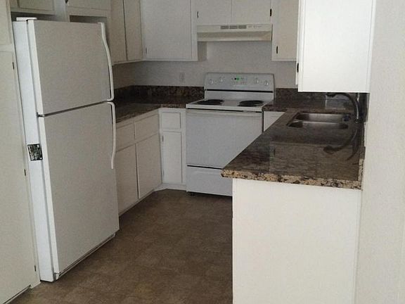 3rd image of 8155 E Roosevelt St Unit 212