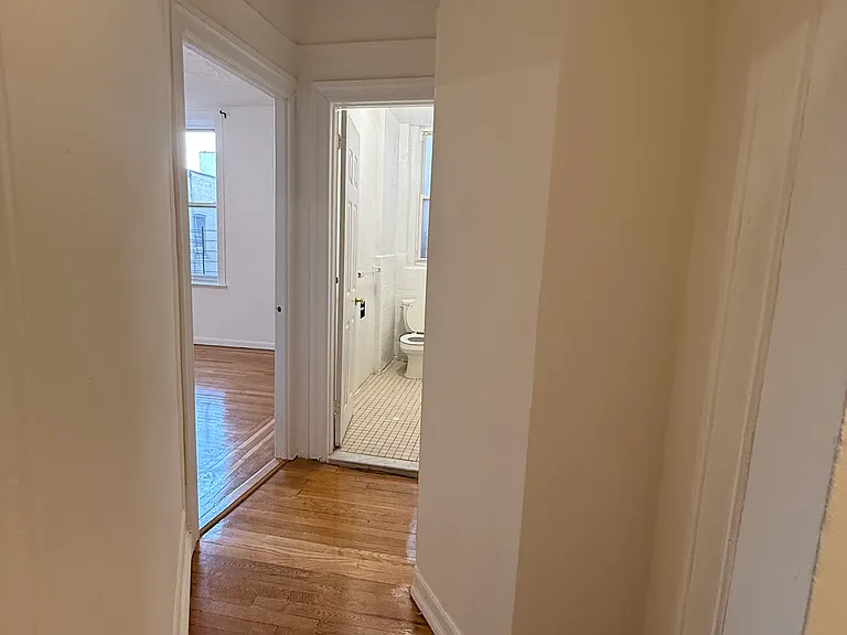 1504 Sheridan Ave #1 — Photo 1