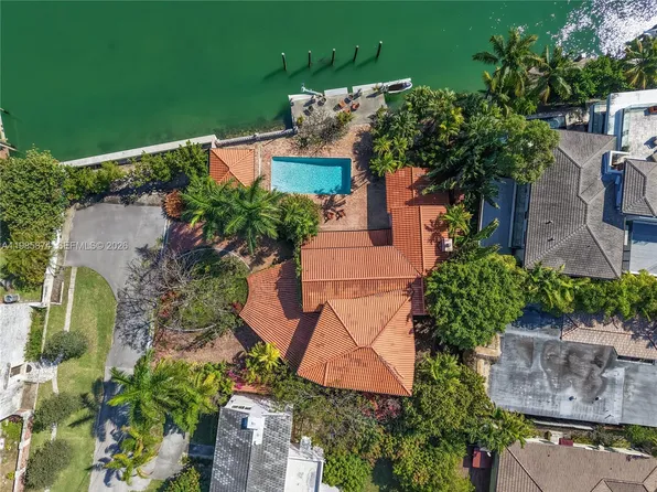 3310 Garden Ave, Miami Beach, FL 33140