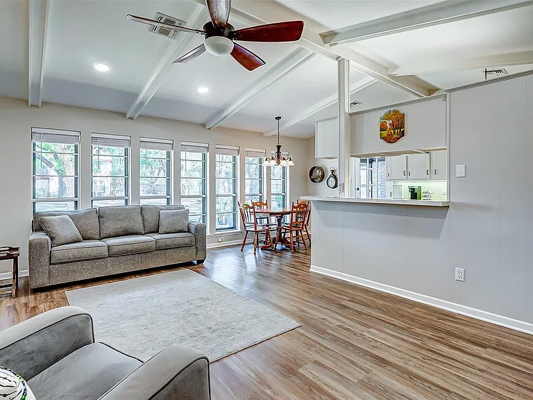 9218 Hammerly Blvd — Photo 10