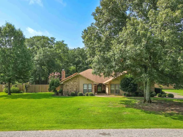 4804 Quail Crk, Mount Pleasant, TX 75455