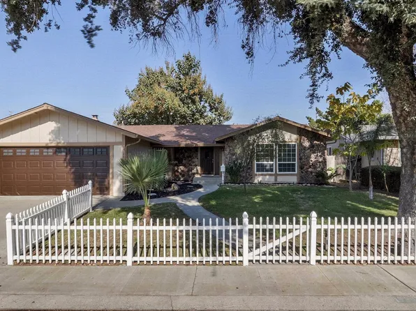 1525 Lenox Dr, Modesto, CA 95350