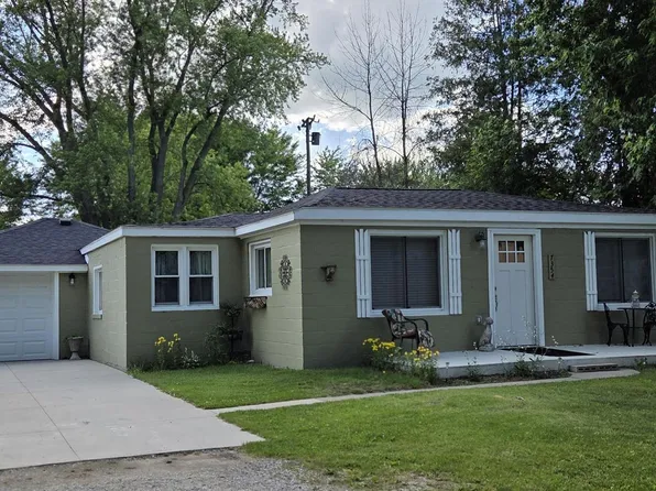 7354 Byron Rd, Lexington, MI 48450