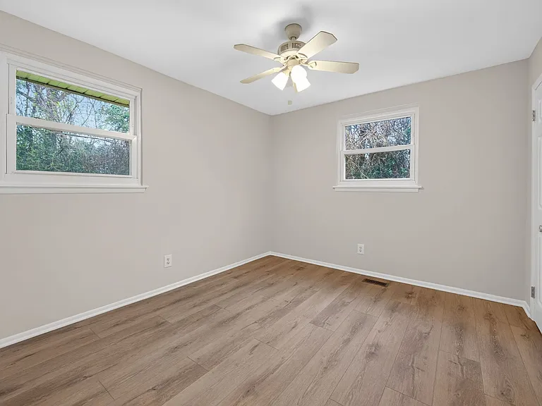 765 Bunche Dr — Photo 9