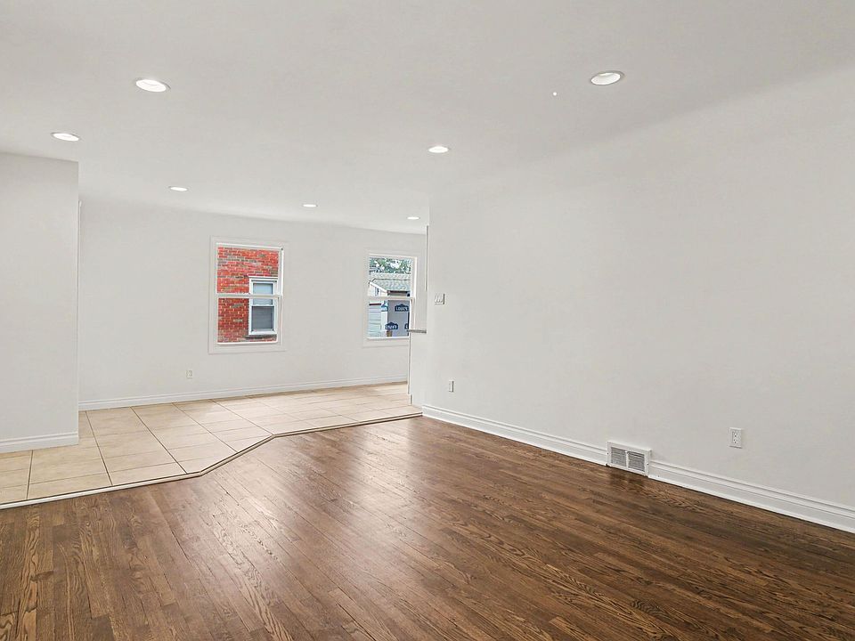 23051 Majestic St, photo 10