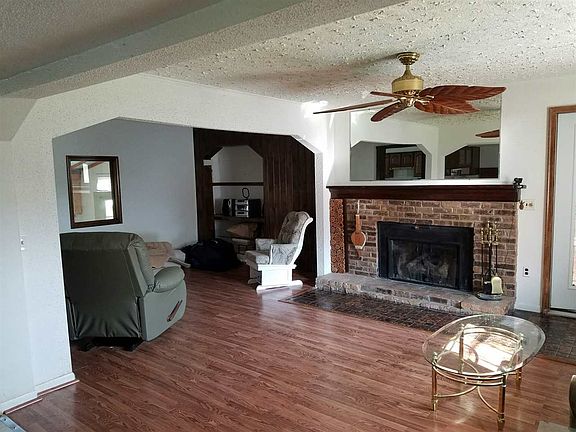 4th image of 3573 Wintergreen Ln