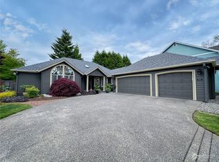 2014 Kempton St SE, Olympia, WA 98501