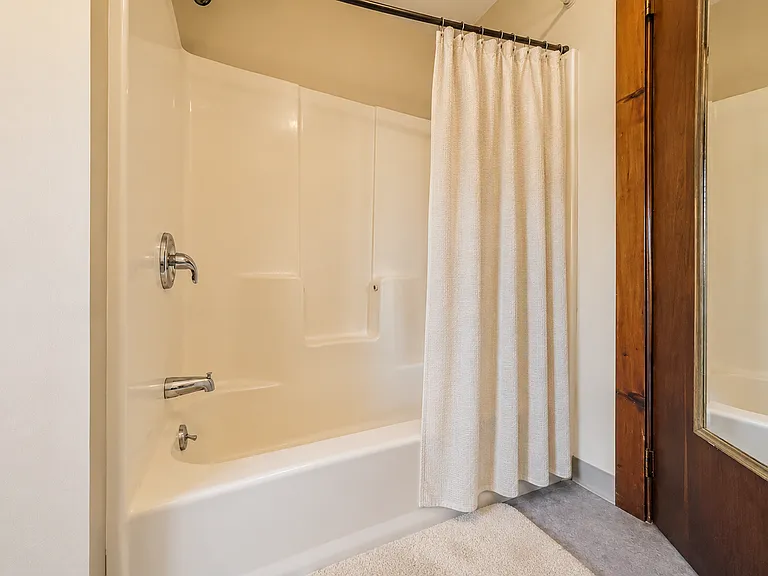 Millpond Apartments — Photo 7
