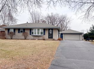 8703 Greenway Ave S, Cottage Grove, MN 55016