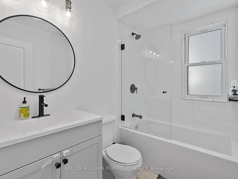 28 Tiverton Ave — Photo 34