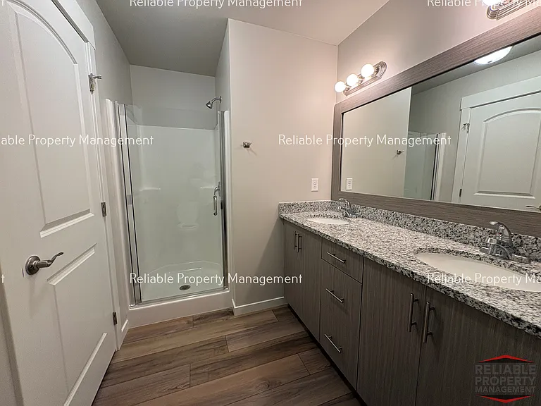 2015 Lawrence Ln #504 — Photo 11