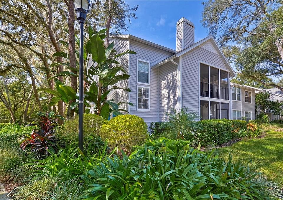 1st image of 3166 Valley Oaks Dr #3166