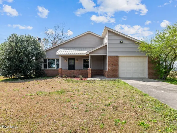 412 Forest Hill Drive, Havelock, NC 28532