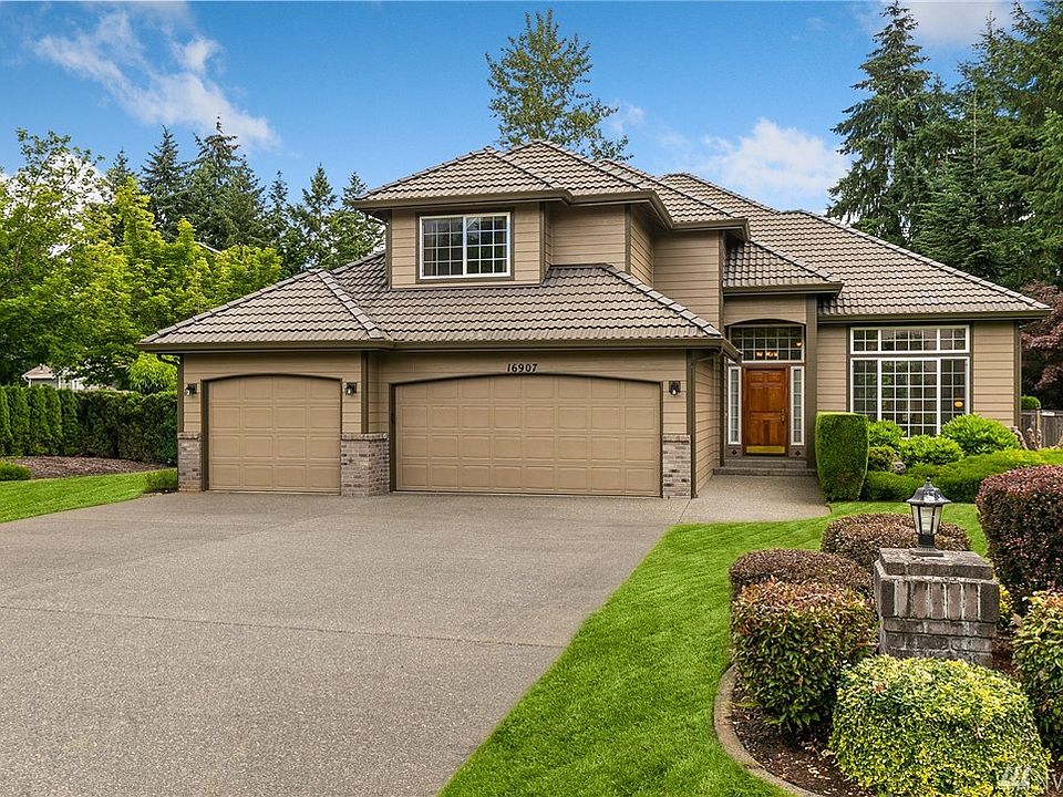 1st image of 16907 88th Ave E