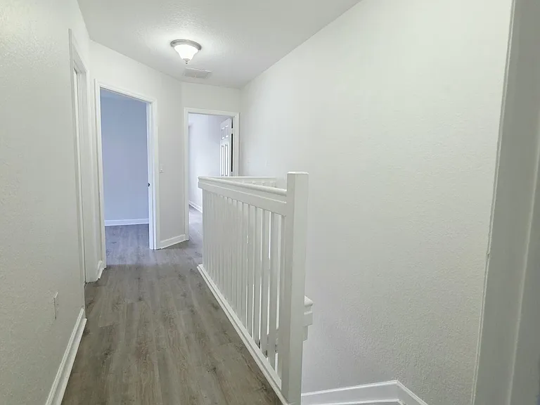 4154 Napoli Lake Dr — Photo 9