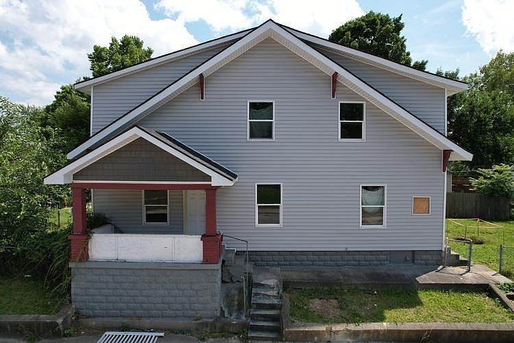 1st image of 3629 E New York St
