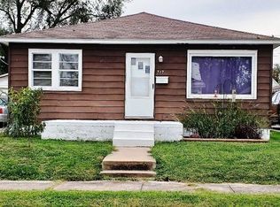 717 Monroe Ave, Moberly, MO 65270