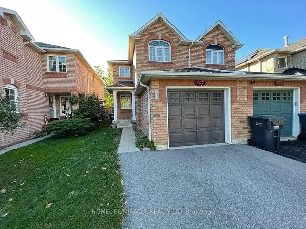 1377 Inuit Trl, Mississauga, ON L5N 7R8