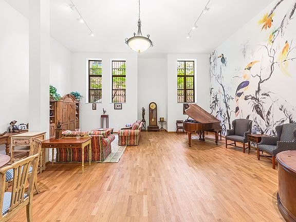 3rd image of 371 Madison St APT 120