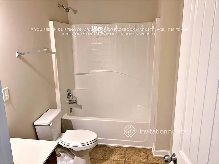 7330 Gossamer St — Photo 11