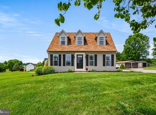 352 Fox Hunt Dr, Nottingham, PA 19362