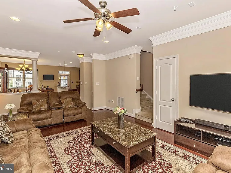 11882 Country Squire Way — Photo 6