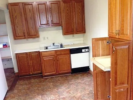 3 bed, 1.5 bath, 1500 sqft, $925 — Photo 3