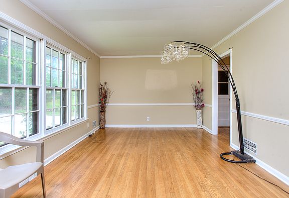5th image of 4013 Woburn Dr
