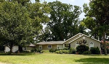 2nd image of 12606 Douglas Ln