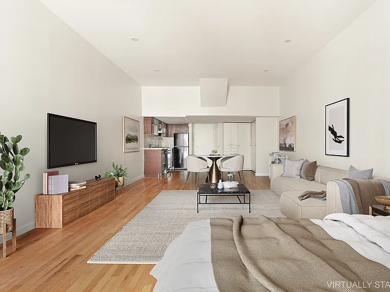 184 Thompson St #4E — Photo 3