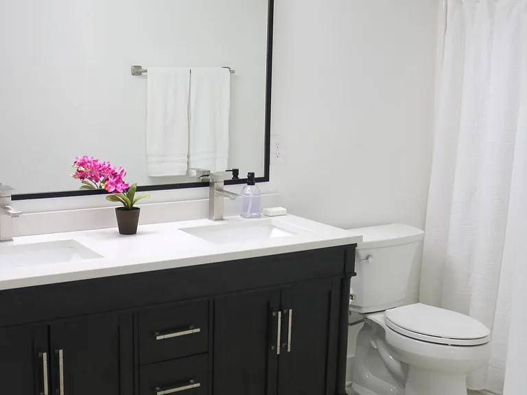 3 Elm St #B — Photo 9