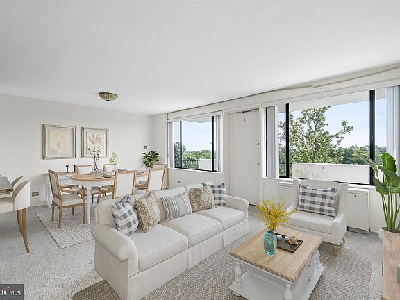 3rd image of 4501 Arlington Blvd APT 713