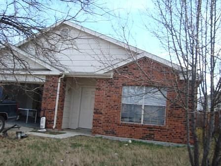 1st image of 929 Beechwood Dr