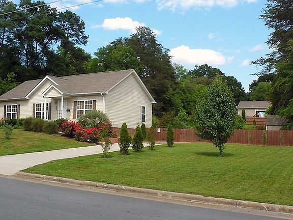 Front yard, paved driveway