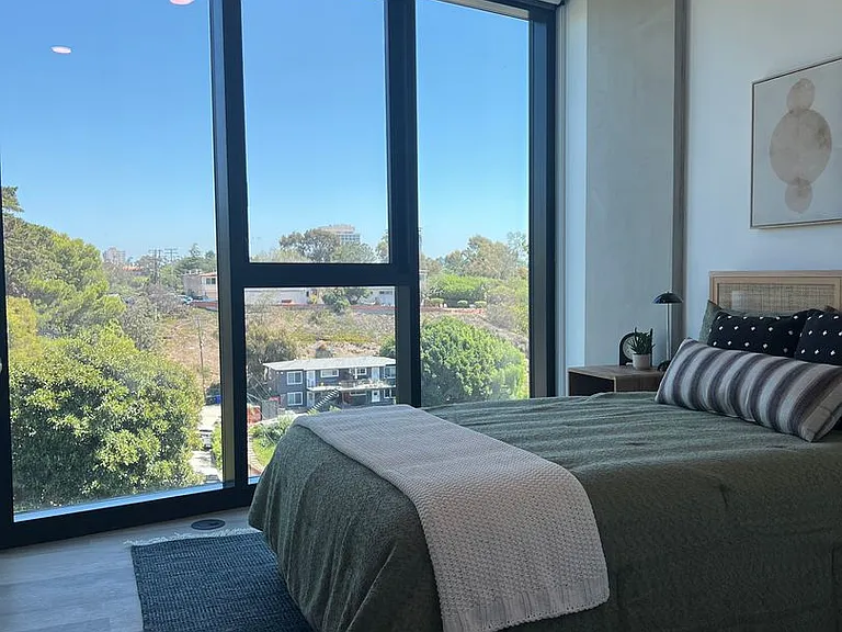 Rainford Apartments — Photo 178