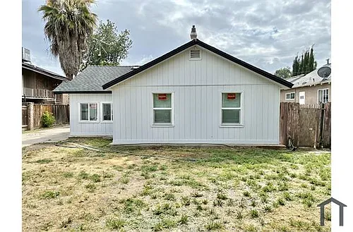 1404 N Park St Photo 1