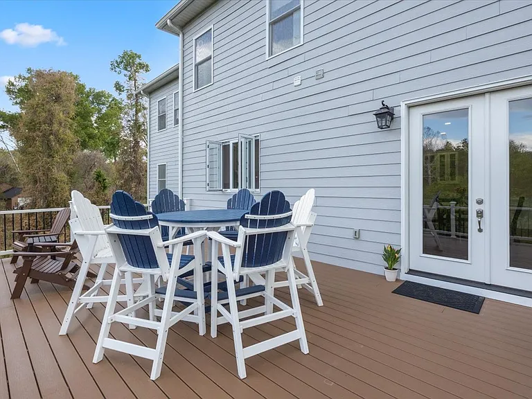 12107 Glen Mill Rd — Photo 41