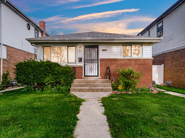 1109 32nd Ave, Bellwood, IL 60104