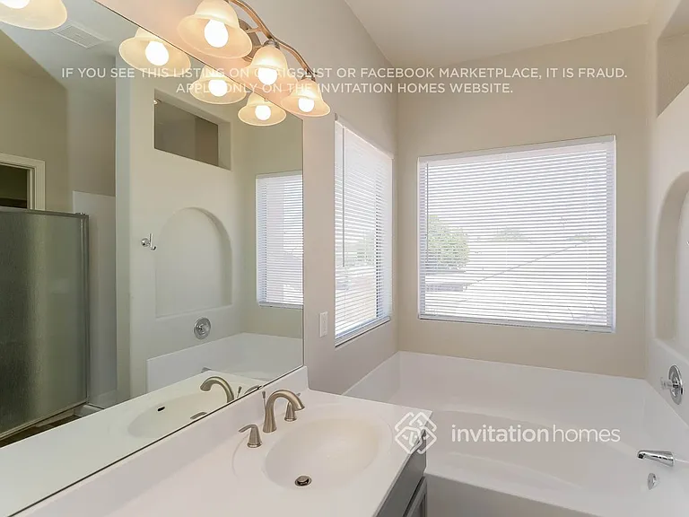 687 W Country Estates Ave — Photo 13