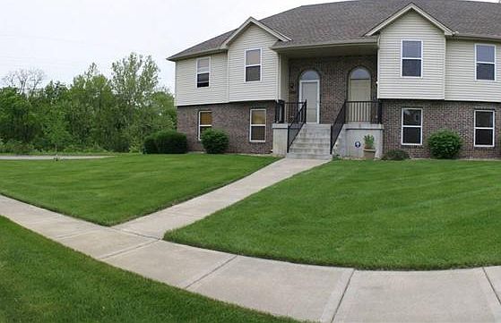 1st image of 8605 N Mersington Ln