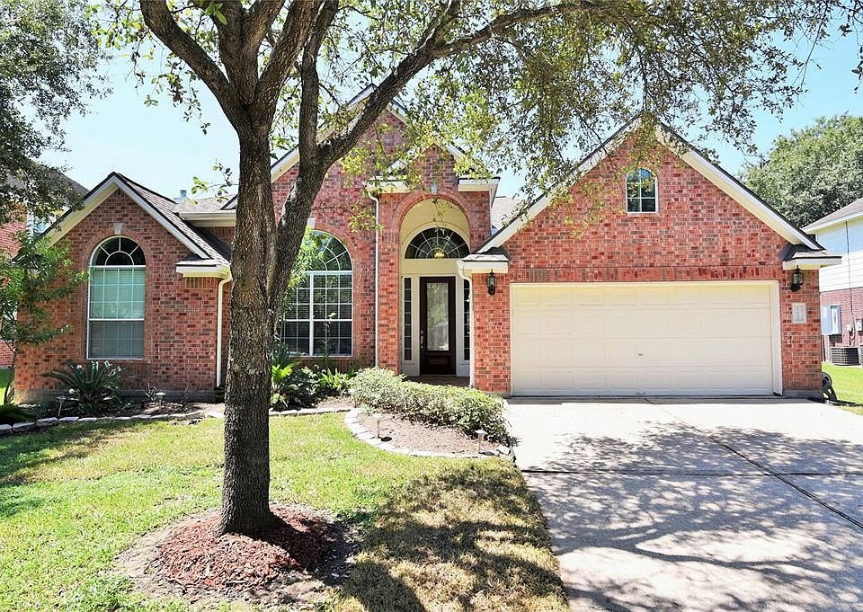 1st image of 11923 Canyon Mills Dr