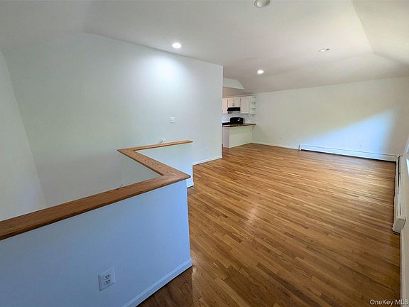 4th image of 17417 129th Ave