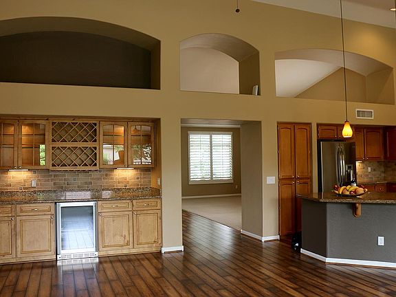 3rd image of 4905 E Villa Rita Dr
