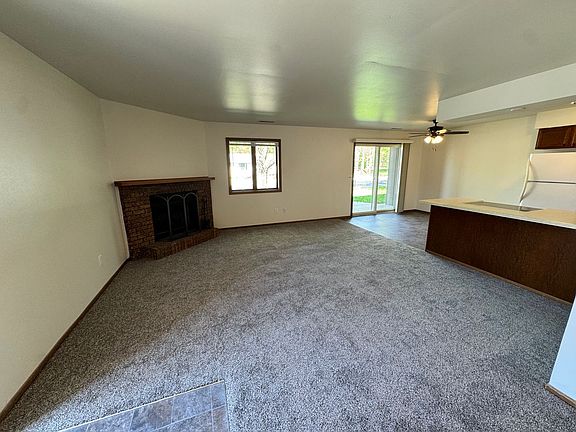 5th image of 1939 Garden Dr #1