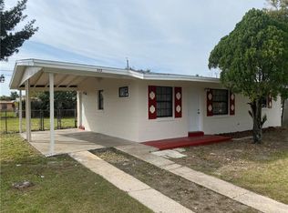 113 Academy Ave, Sanford, FL 32771