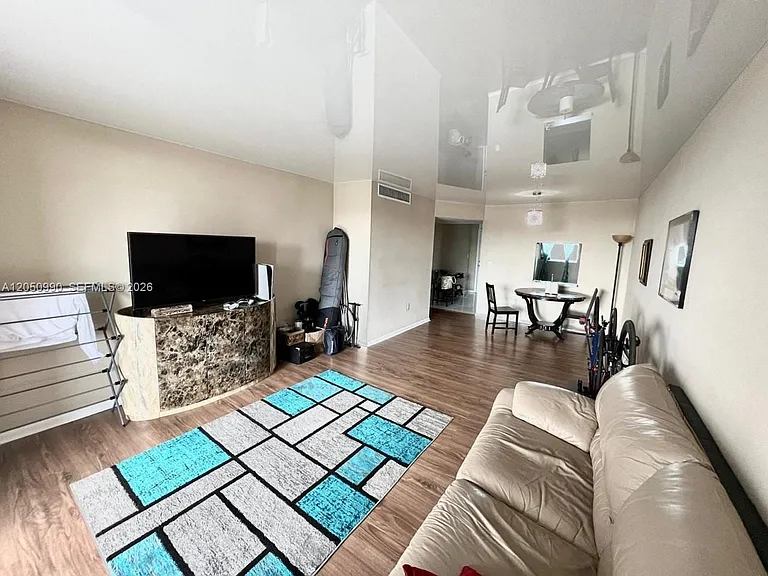 1700 NE 191st St #508 — Photo 10