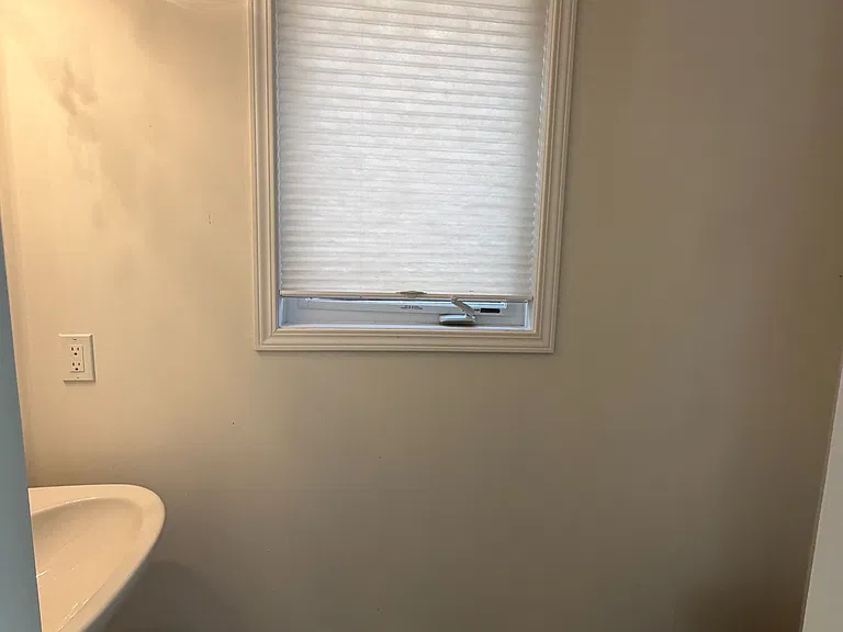 235 Apple Hill Cres — Photo 35