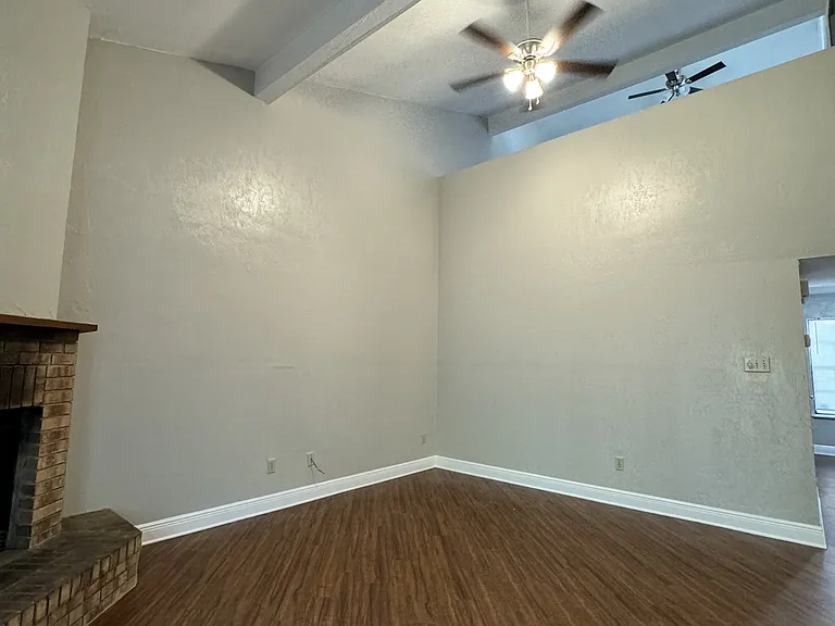 1211 Stone Greene St — Photo 15