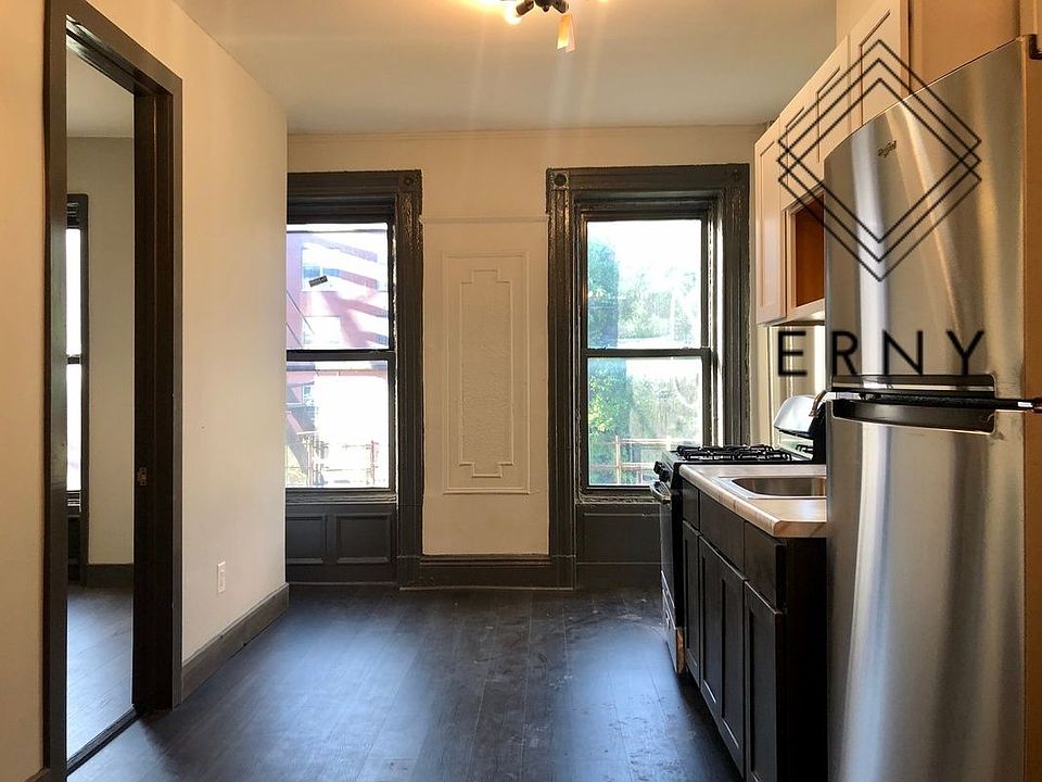 1st image of 105 Vernon Ave #2M